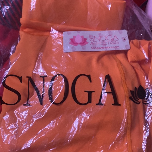 Package hasn’t even been open, I somehow ordered the wrong size! - Picture 2 of 3